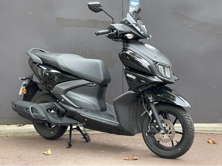 YAMAHA RayZR  125 - 298KM - GARANTIE CONSTRUCTEUR