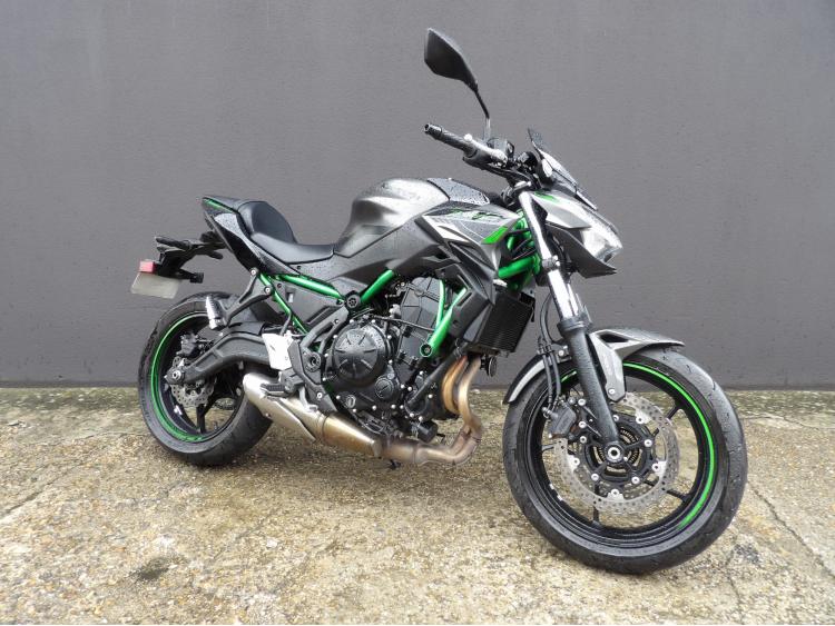 KAWASAKI Z 650 (47.5CV) Z650 