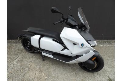 BMW CE 04