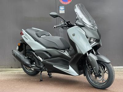 YAMAHA XMAX 300 TECH MAX TECHMAX - 821KM - GARANTIE CONSTRUCTEUR