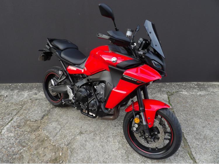 YAMAHA TRACER 9