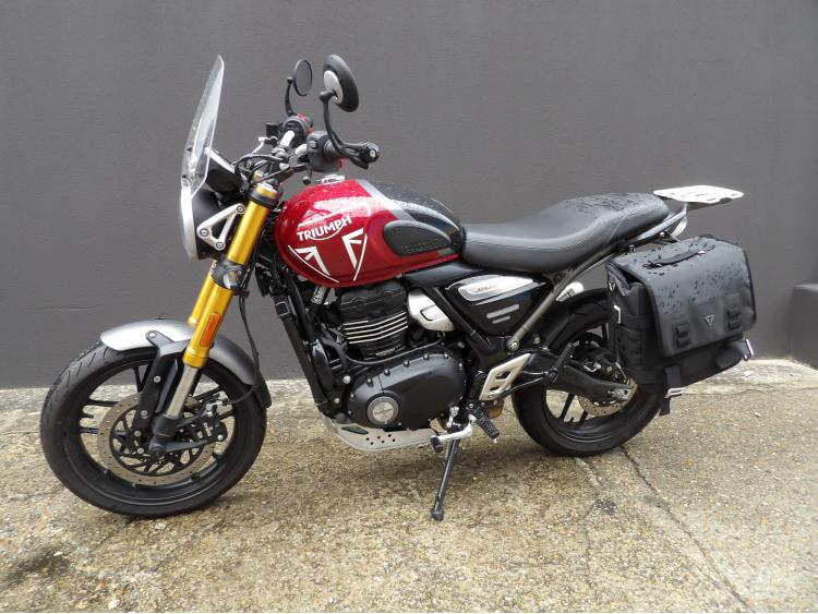TRIUMPH SPEED 400
