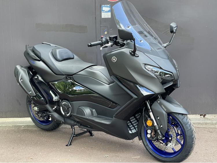YAMAHA TMAX 560 2025 - 267,60€/MOIS* - GARANTIE 5ANS