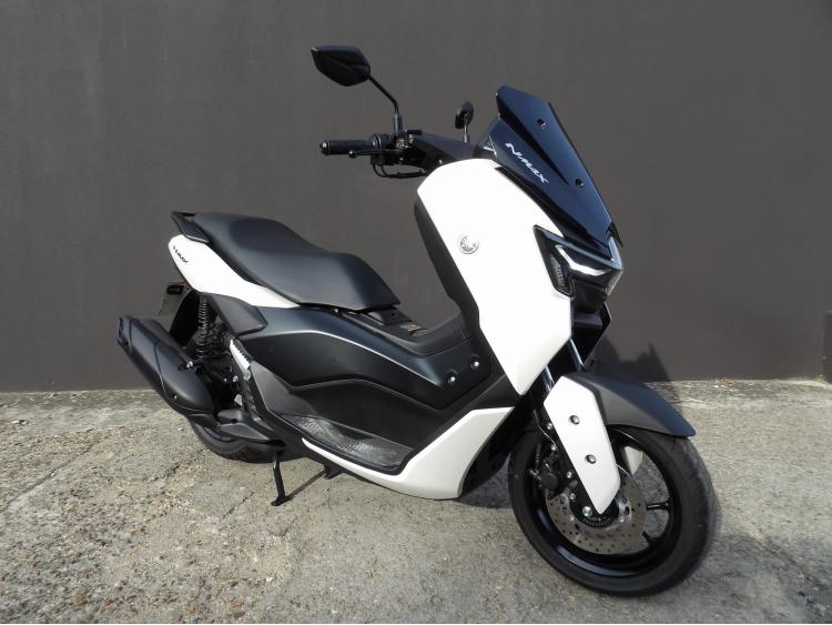 YAMAHA NMAX 125