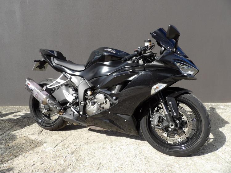 KAWASAKI ZX-6R 636