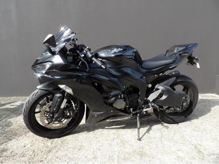 KAWASAKI ZX-6R 636