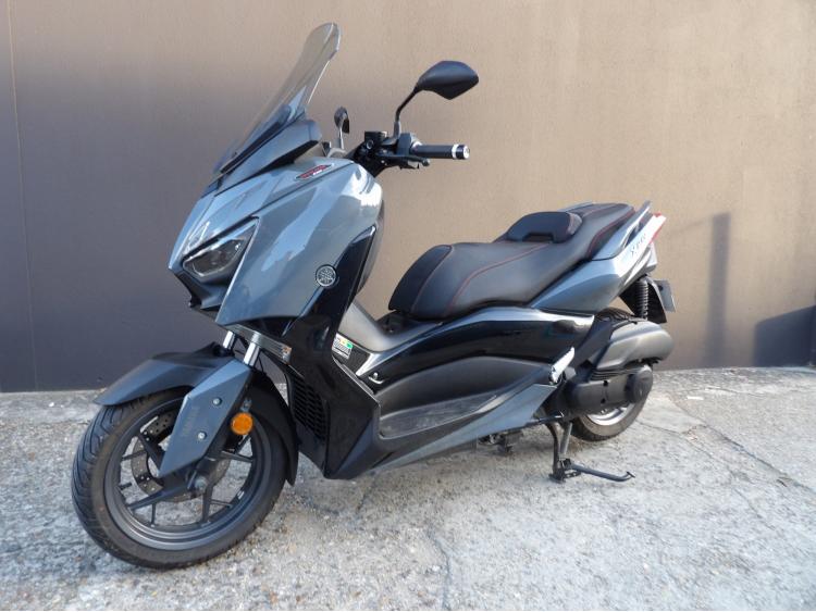 YAMAHA XMAX 125 TECH MAX