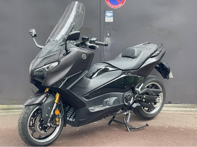 YAMAHA TMAX 560 TECH MAX 2025 - 301,35€/MOIS* - GARANTIE 5ANS