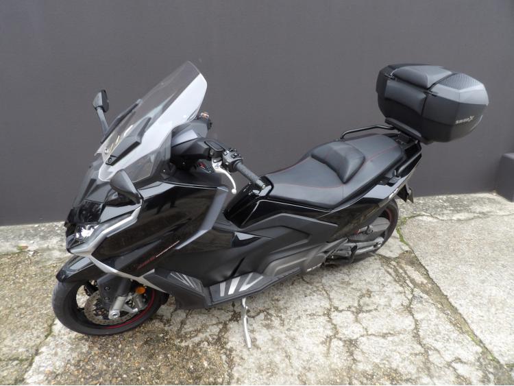KYMCO AK 550 PREMIUM