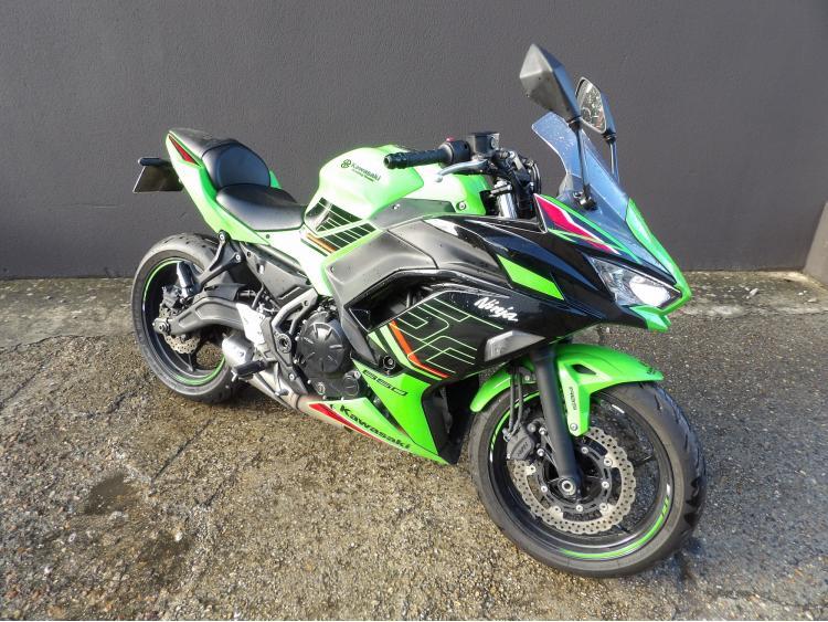 KAWASAKI NINJA 650 47.5
