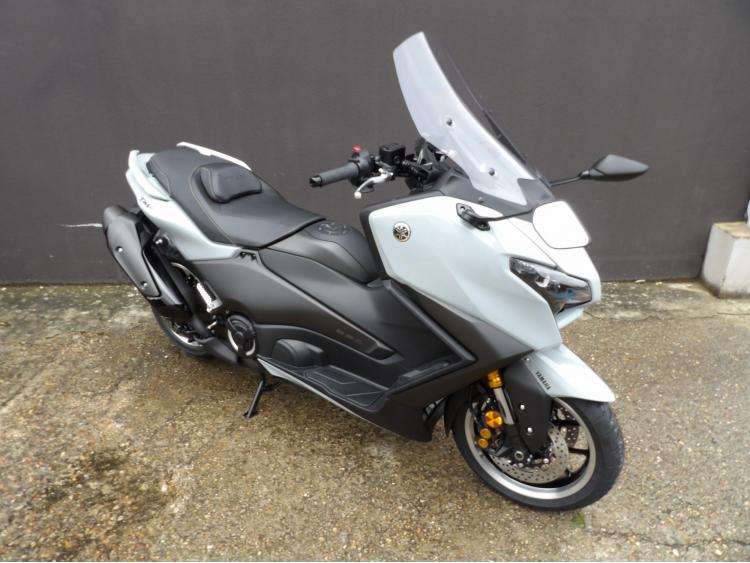 YAMAHA XP T-MAX 560 TECH MAX TMAX 560 T MAX 560