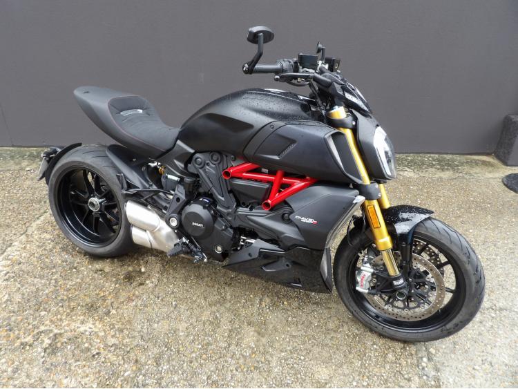 DUCATI DIAVEL 1260 S 1260S