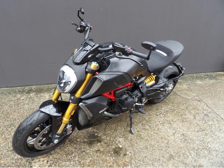 DUCATI DIAVEL 1260 S 1260S
