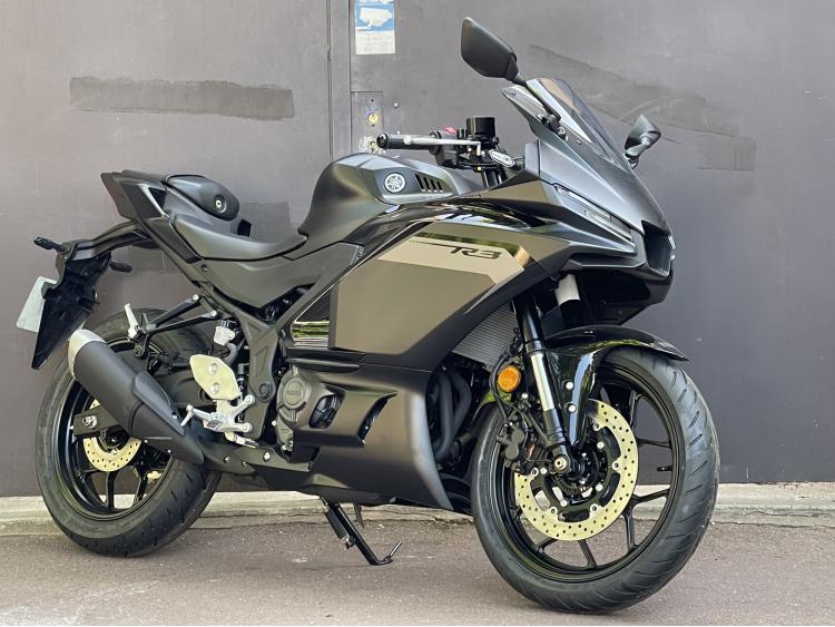 YAMAHA YZF-R3 2025 - LOA POSSIBLE - GARANTIE CONSTRUCTEUR