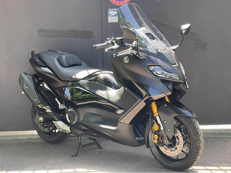 YAMAHA TMAX 560 TECH MAX TECH MAX - 50KM - GARANTIE CONSTRUCTEUR