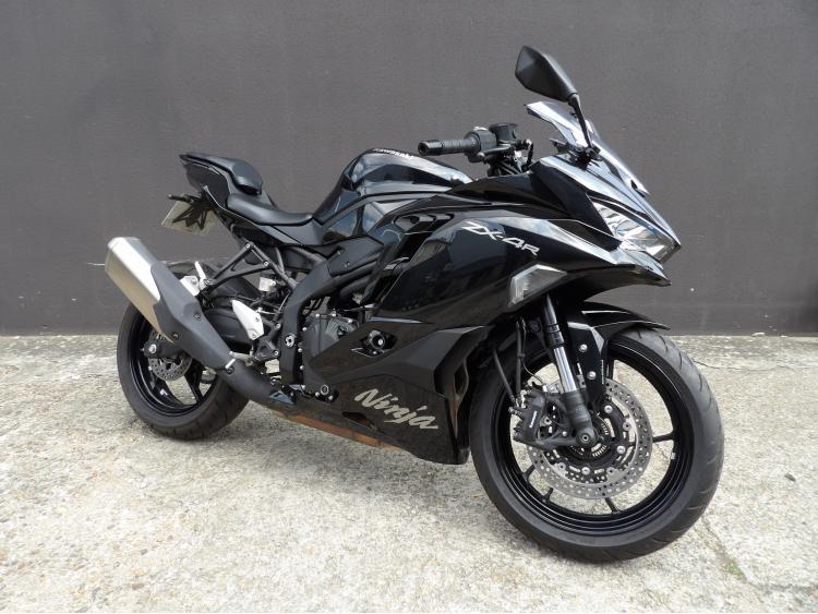 KAWASAKI NINJA ZX-4R