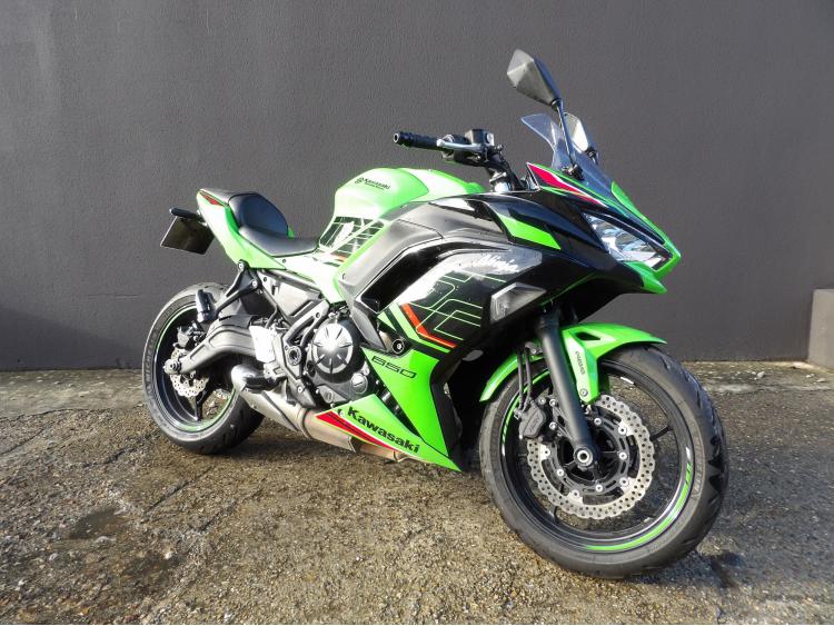 KAWASAKI NINJA 650
