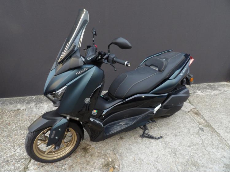 YAMAHA XMAX 300 Tech Max