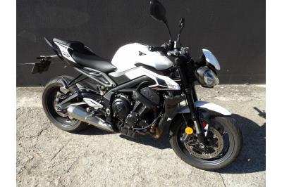 TRIUMPH STREET TRIPLE 765 R