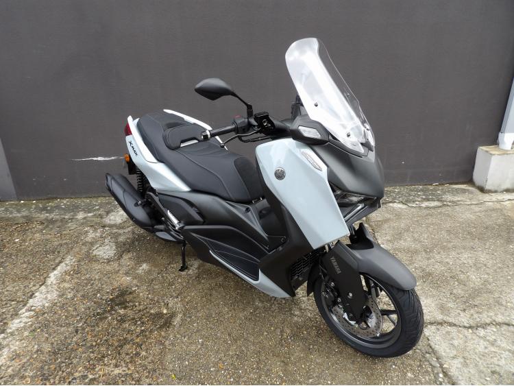 YAMAHA XMAX 125 TECH MAX