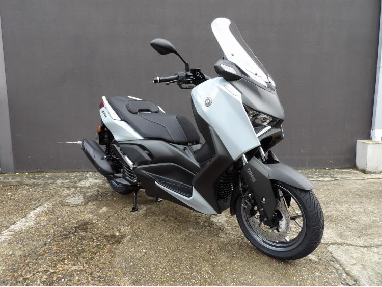 YAMAHA XMAX 125 TECH MAX